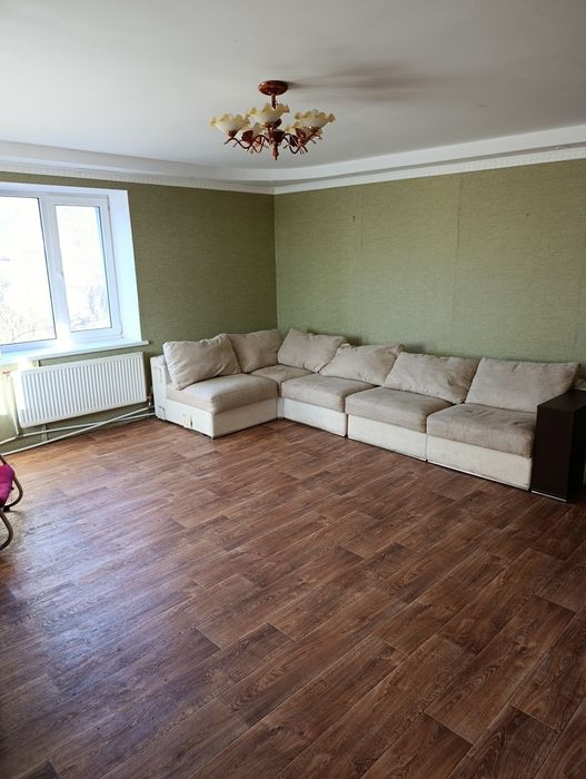 Продам 4х кімнатну 2рівневу квартиру в двоквартирному будинку