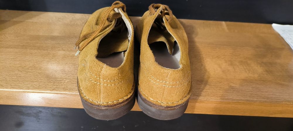 Nowe skórzane buty radomskór z 1984 roku.