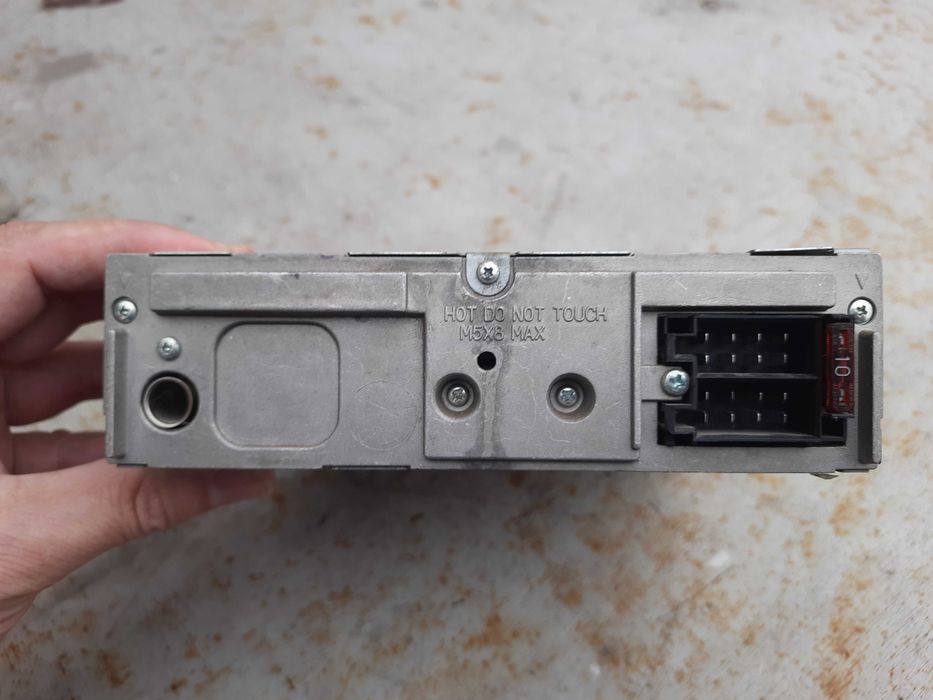 Продам автомагнитолу lg