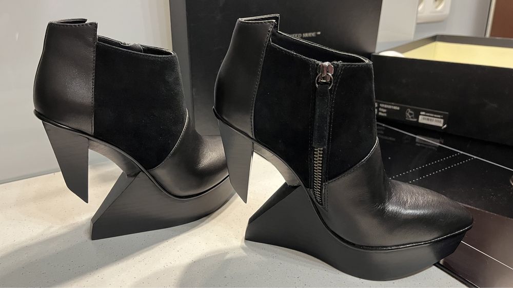 Botki czarne united nude 35