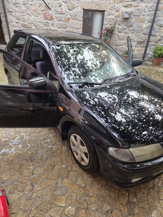 Mazda 323 2.0d comercial