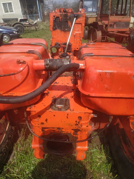 МТЗ двигун.міст.балка.мотор дойцьД144.Д21. колеса 12.4R46.тракі т70