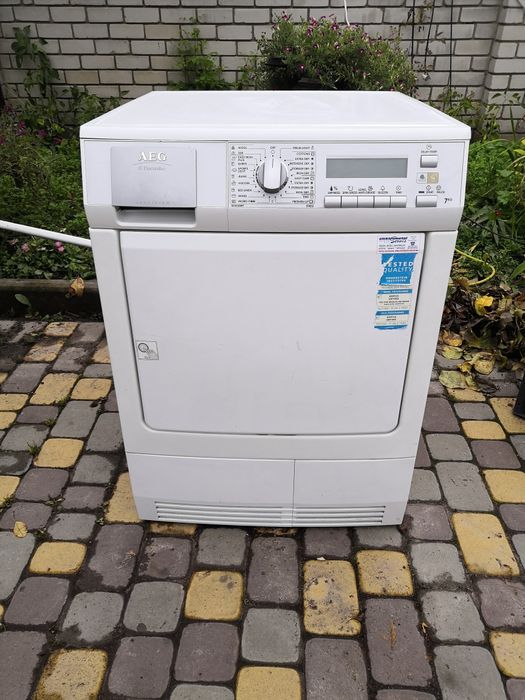 Продам сушильну машину Електро AEG люкс