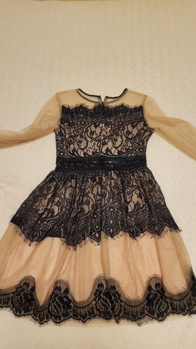 Продам жіноче плаття розмір М