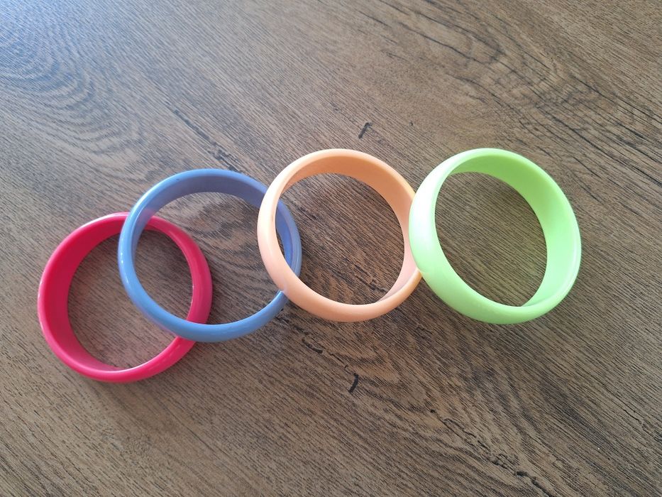 Bransoletki pastelowe 4 sztuki