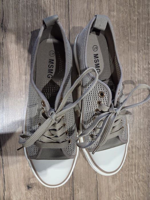 Trampki nowe rozmiar 41.
