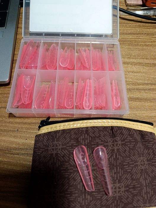 Верні форми френч-зона