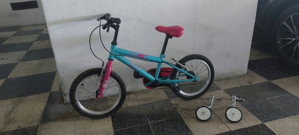Vendo bicicleta menina como nova