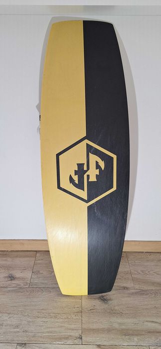 wakeboard Hummanoid + wiązania Hyperlite + buty mega combo
