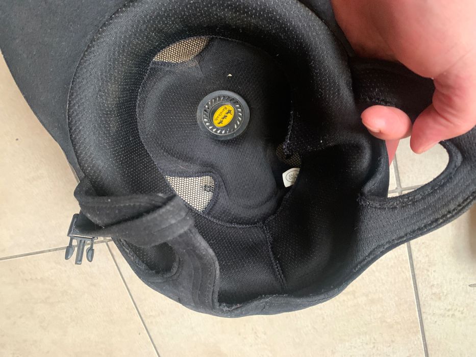 Toczek jeździecki kask KAVALKADE 55 cm WELUR