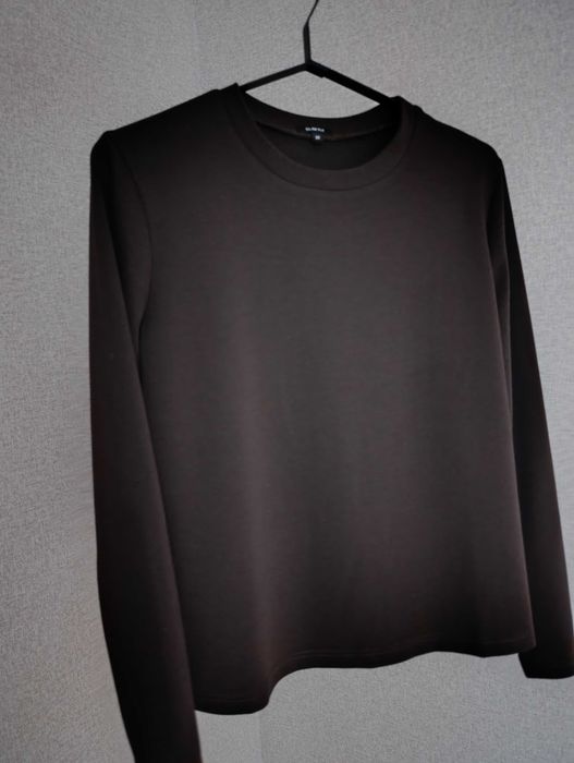 Лонгслів теплий шоколадного кольору, розмір M, склад viscose, polyester, elastan. Ідеально для прохолодної погоди,