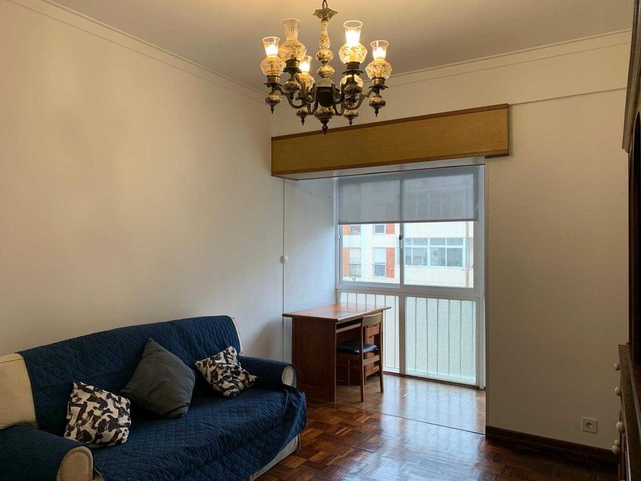 Arrenda-se Apartamento T2 na Rua Manuel Ferreira de Andrade – Benfica