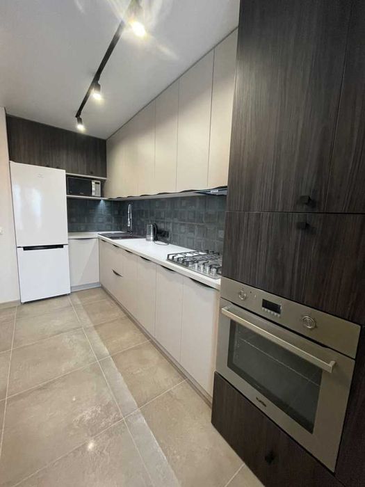 1к.квартира, новобудова, Поділ, 45м2, меблі+техніка,котел ,цегла
