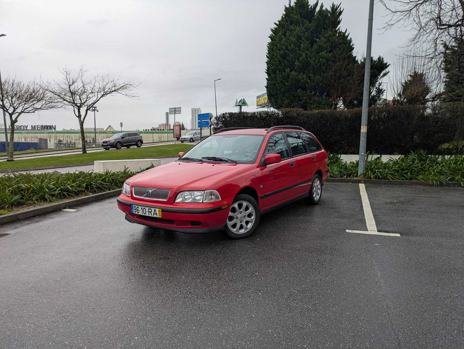 Volvo V40 1.9D - 155.000kms - IPO até 2027