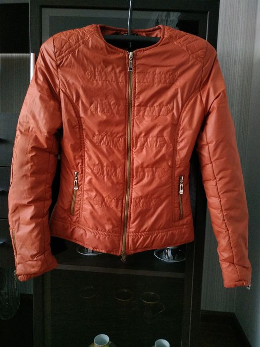 Демисезонна жіноча куртка, демисезонная женская куртка