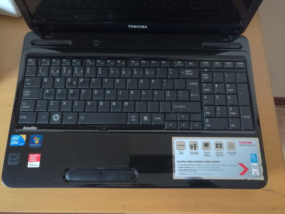 Portátil toshiba i5