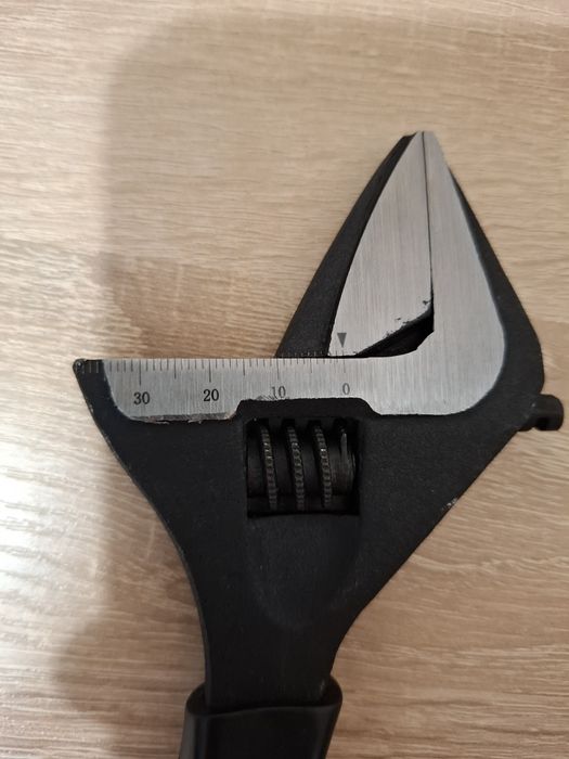 Ключь разводной узкие губки