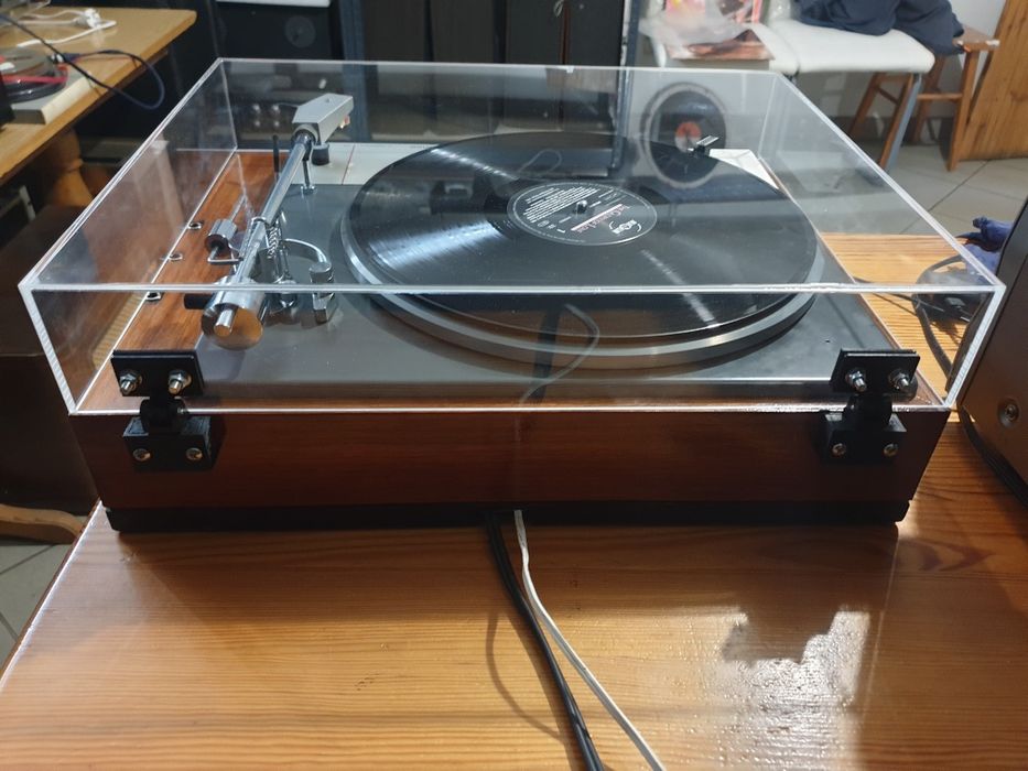 Gramofon Lenco L-75