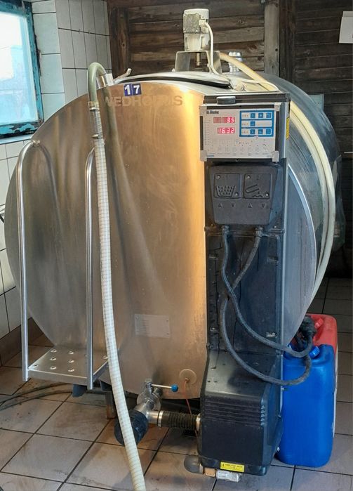 Schładzalnik samomyjący na mleko 2130l Wedholms  zbiornik