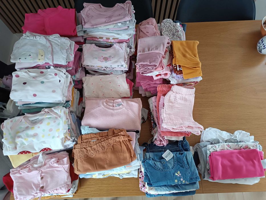 Ubranka dla niemowlaka 56-68