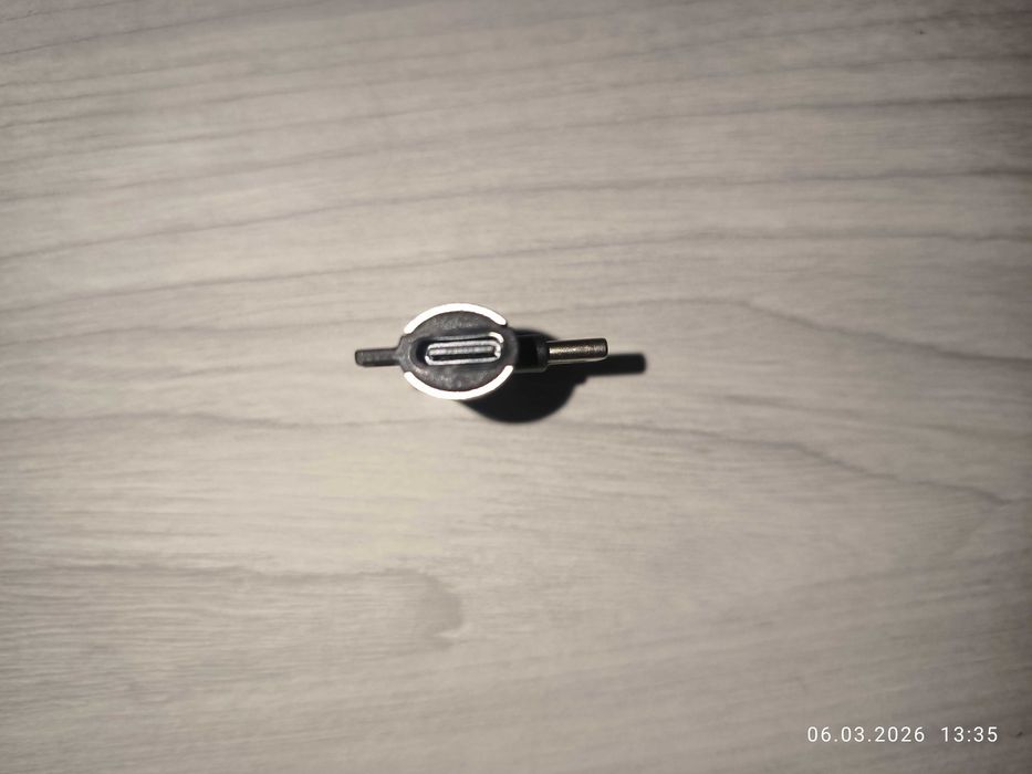 Продам переходник для наушников