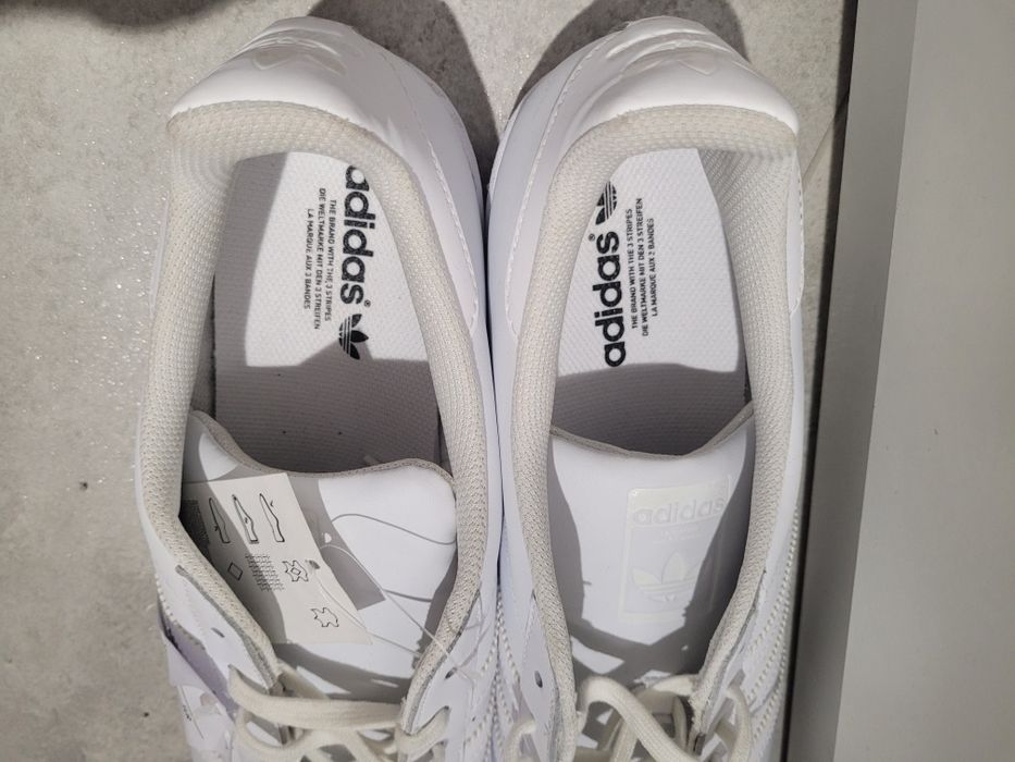 Nowe buty Adidas. Rozmiar 54,2/3