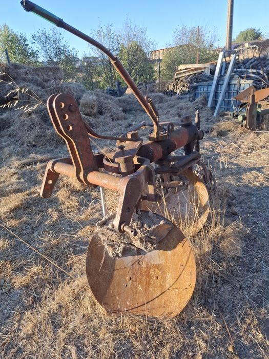 Vendo rosadora de discos em bom estado