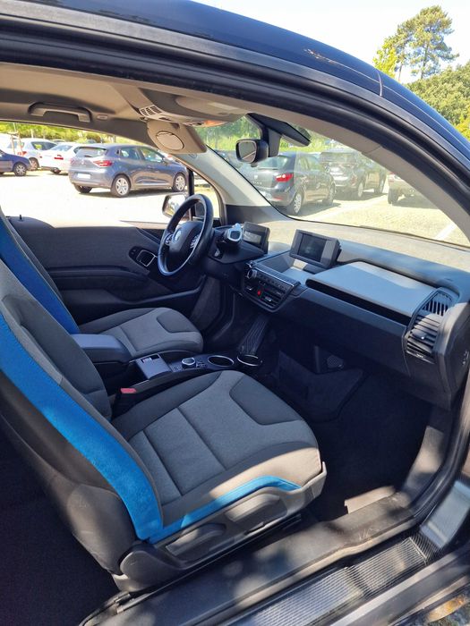 Vendo BMW i3 2022 120(ah)