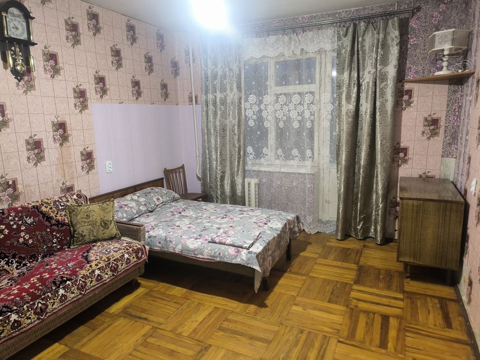 Посуточно, правый берег, однокомнатная, эконом