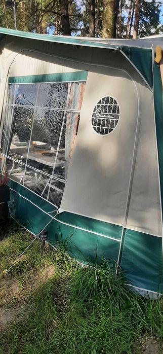 Przedsionek do przyczepy kempingowej