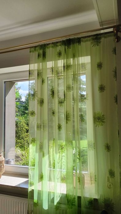 Zjawiskowe ,delikatne firany w kwiaty