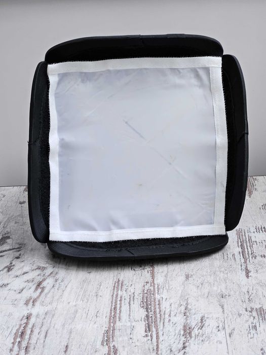 Софтбокс для накамерной вспышки 20х20см