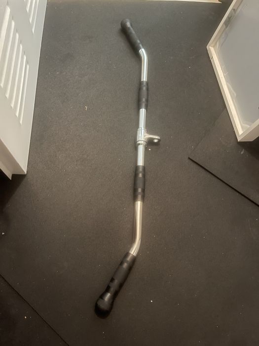 Barra pulldown para polia