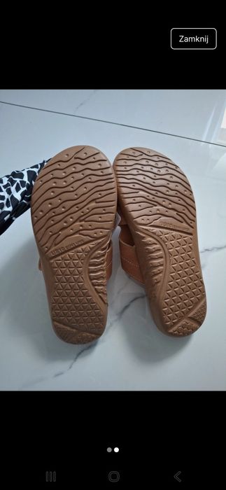 Klapki damskie z regulacją