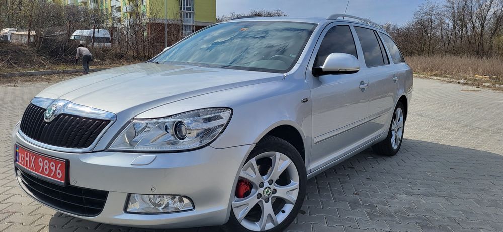 Шкода Октавия А 5 Laurin&Klement