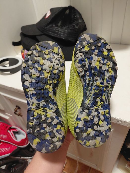 Turfy adidas dziecięce
