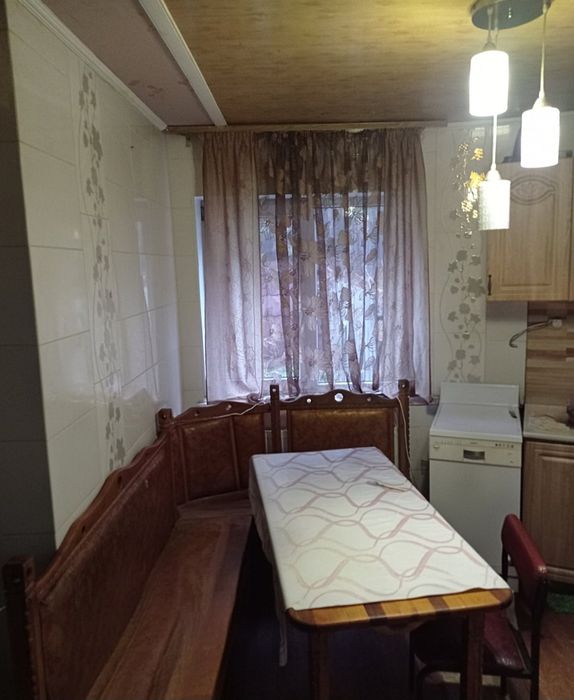 Продаю добротный кирпичный дом в живописном р-не г Мерефа