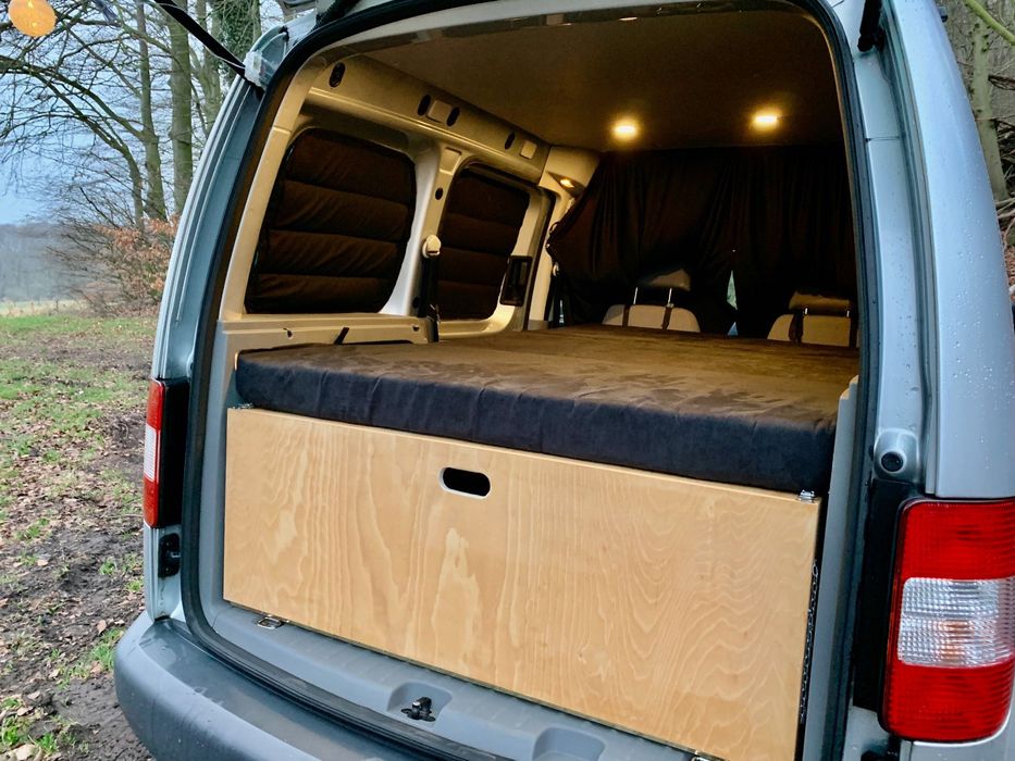 Conjunto de Campismo (Cozinha + Cama) para VW Caddy 3 e 4 – Novo