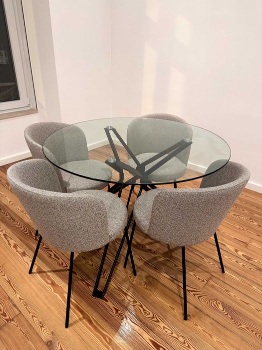 Conjunto 4 Cadeiras de Design Hoost | 50% Desconto | NOVAS