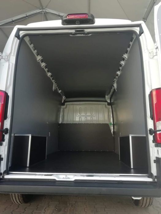 Zabudowa samochodu auta busa dostawczego Fiat Ducato L4H2