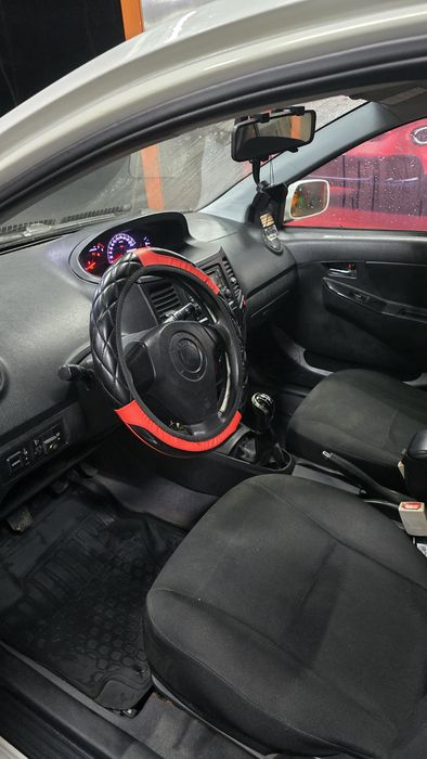 Автомобіль Geely MK
