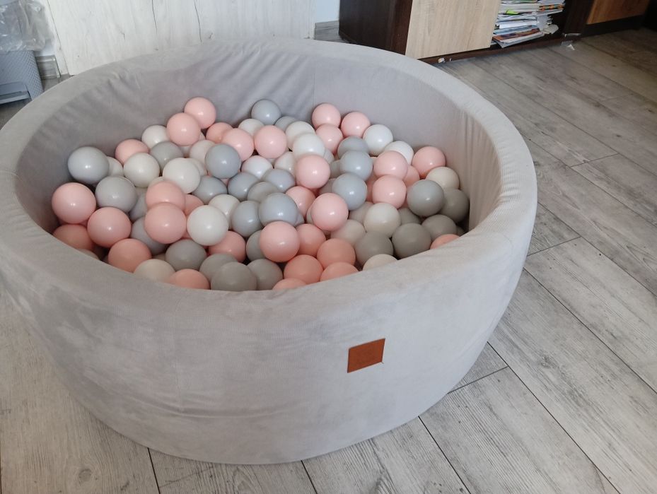 Suchy basen Infantilo