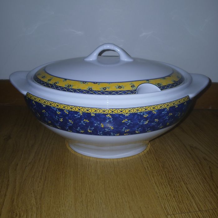 Terrina ds porcelana Vista Alegre