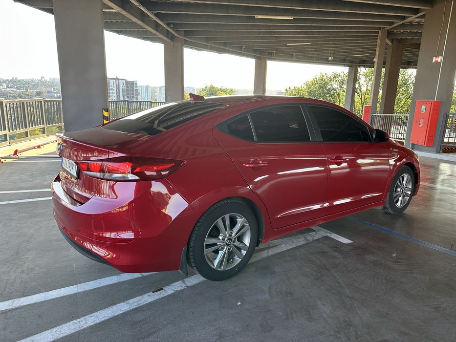 Hyundai Elantra 2.0 газ/бензин