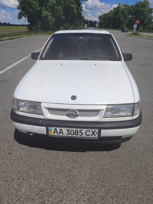 Продам Опель вектра А 1.6