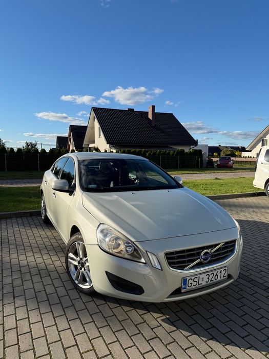 Volvo S60 Volvo S60 • Diesel • Automat • Zadbany