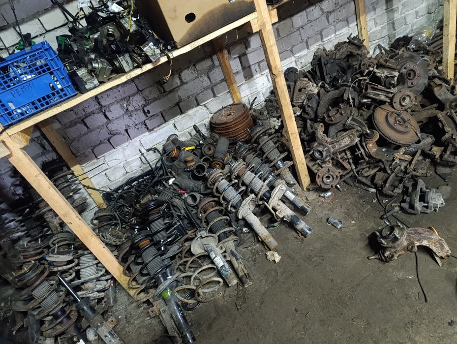 Пружина Пружини Пружины передні Ford Connect 1.8  2002-13 Форд