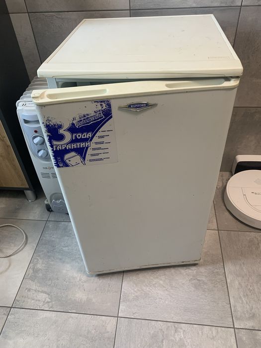 Продам 2 морозильні камери+холодильник