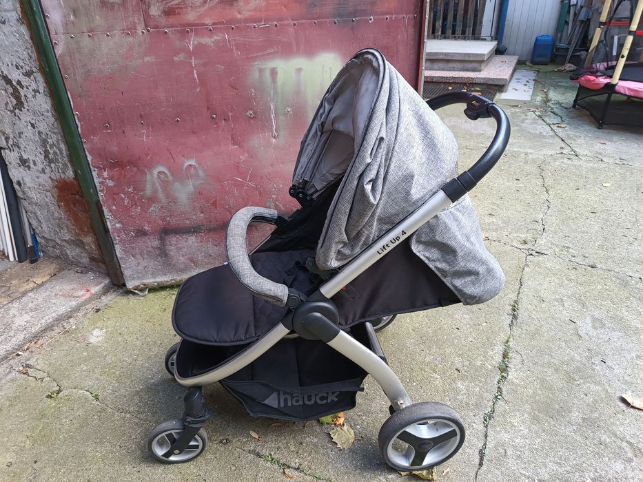 Hauck Lift Up 4- wózek -spacerówka