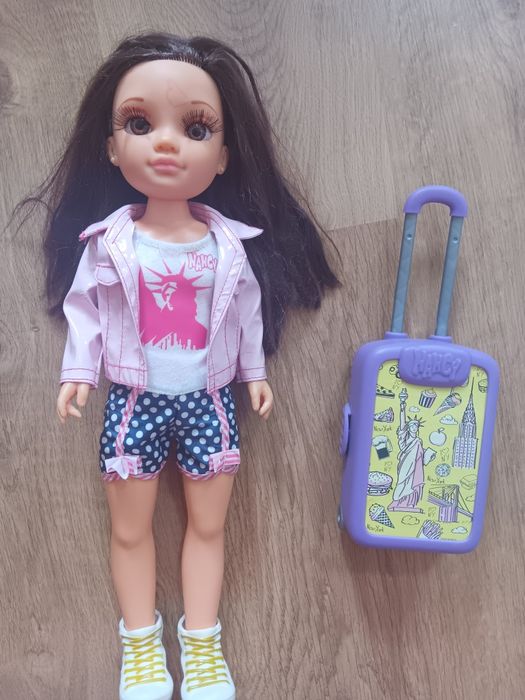 Boneca Nancy vai de viagem